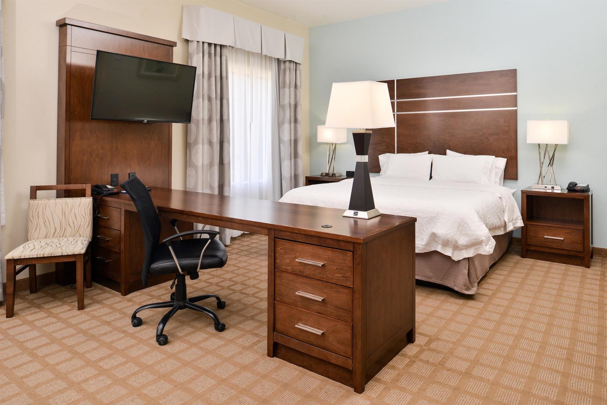 Hampton Inn And Suites Hutto Екстериор снимка