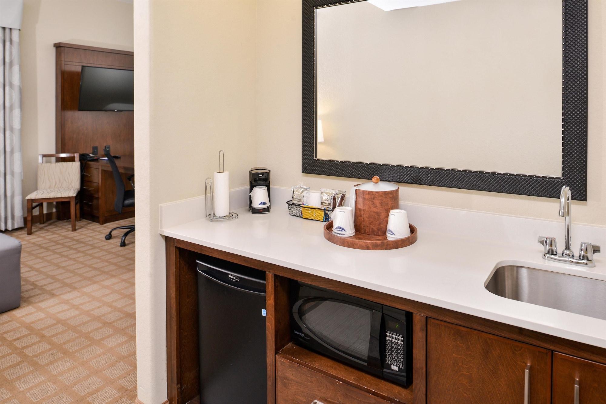 Hampton Inn And Suites Hutto Екстериор снимка