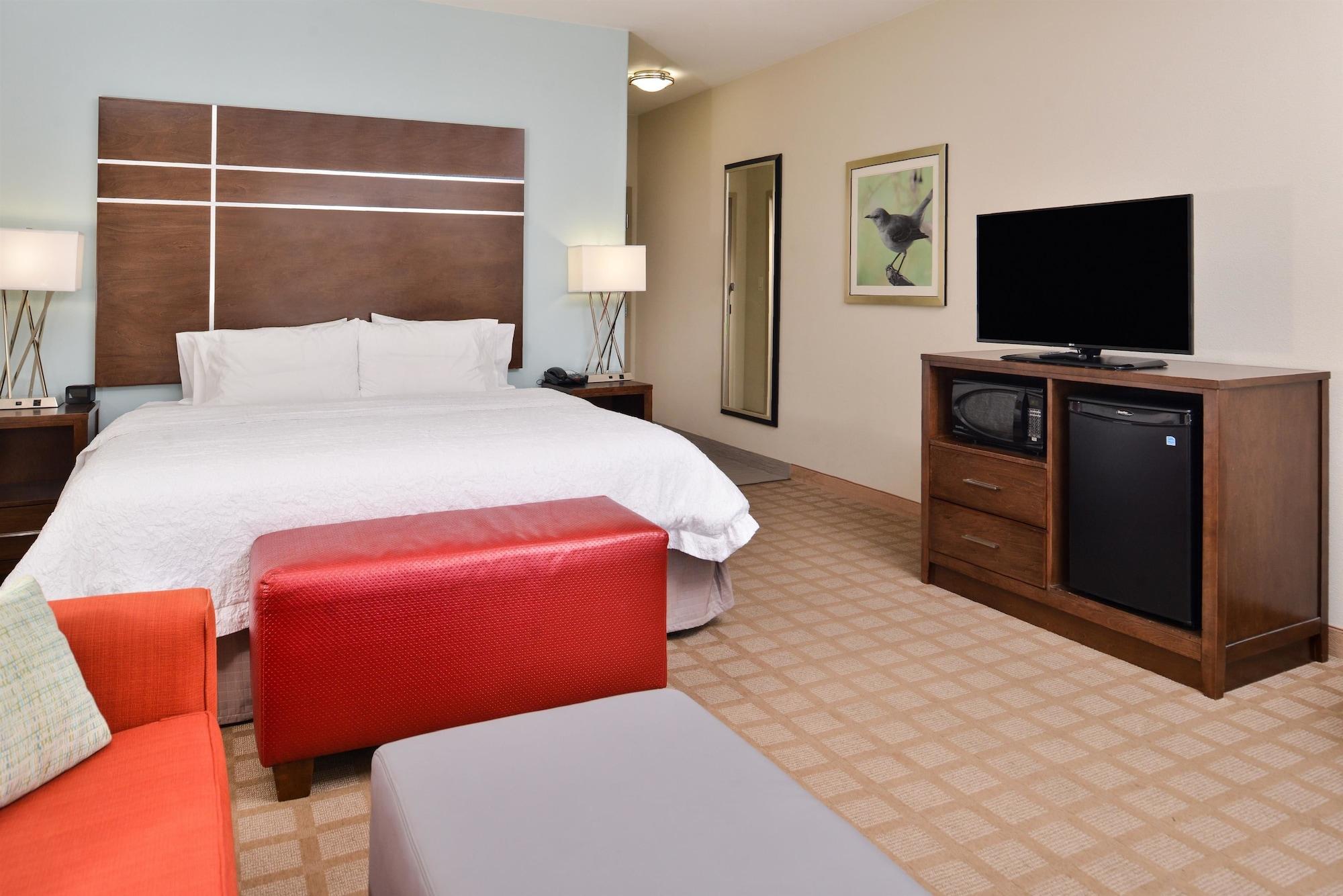 Hampton Inn And Suites Hutto Екстериор снимка