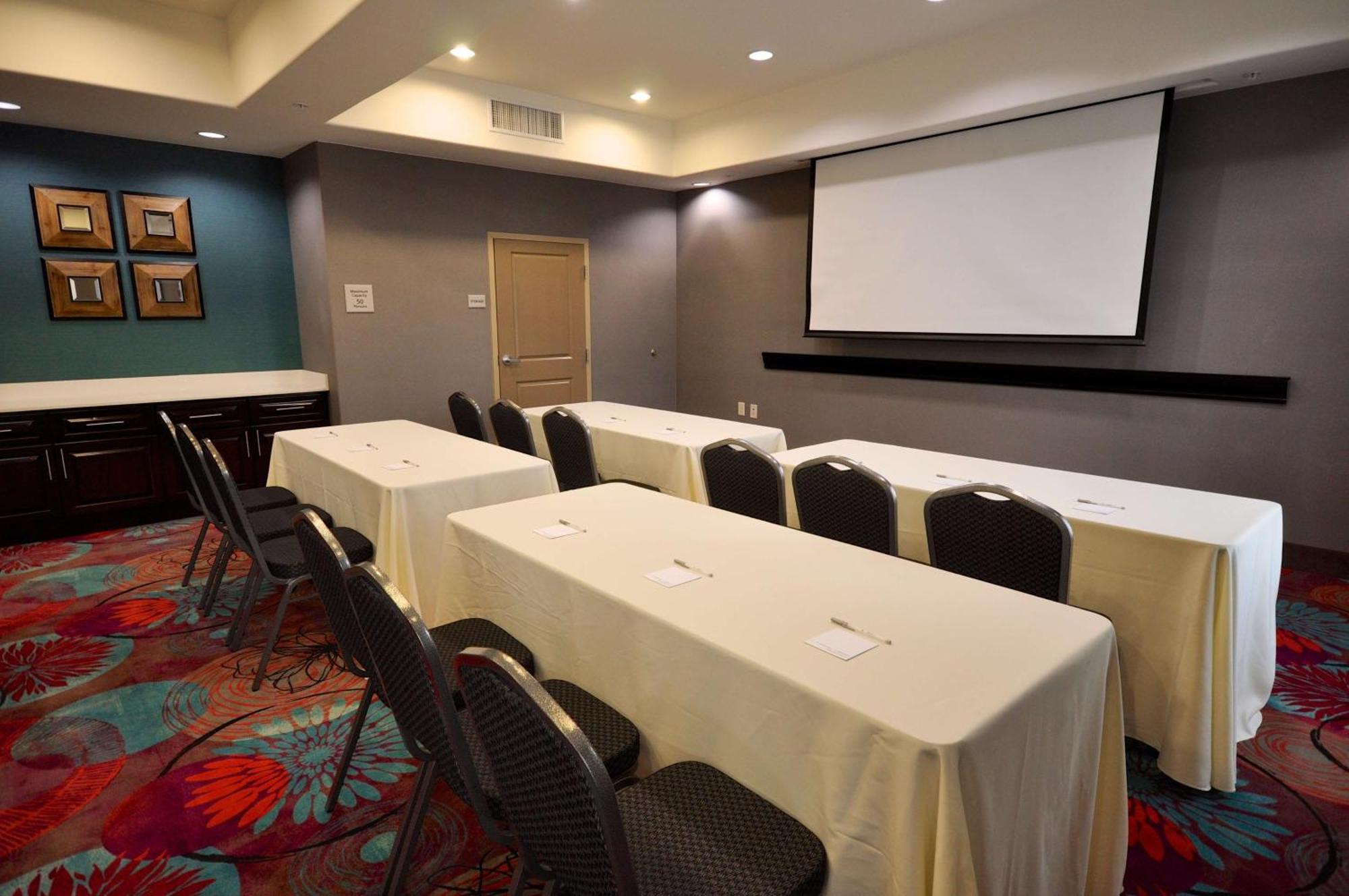 Hampton Inn And Suites Hutto Екстериор снимка
