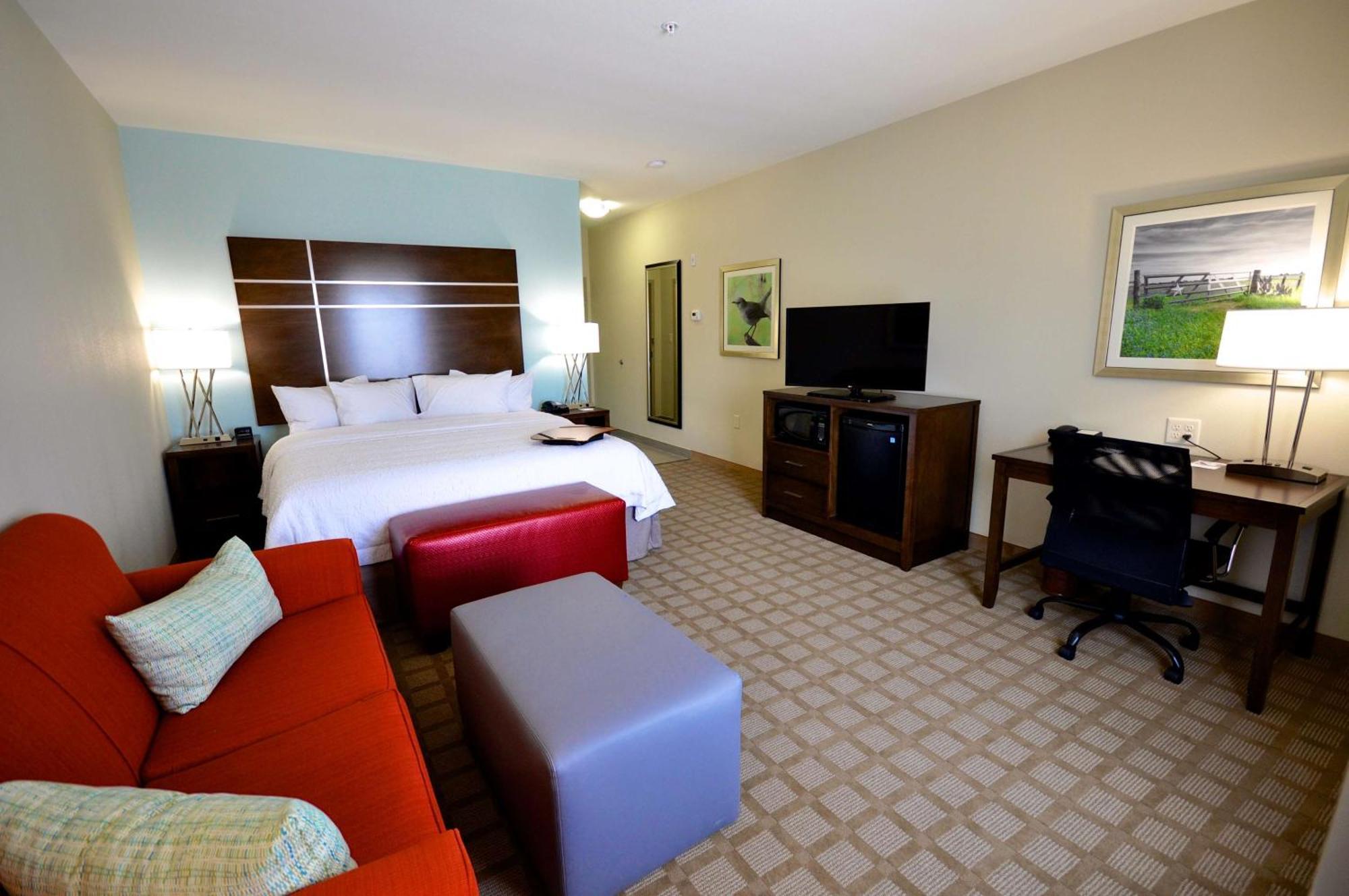 Hampton Inn And Suites Hutto Екстериор снимка