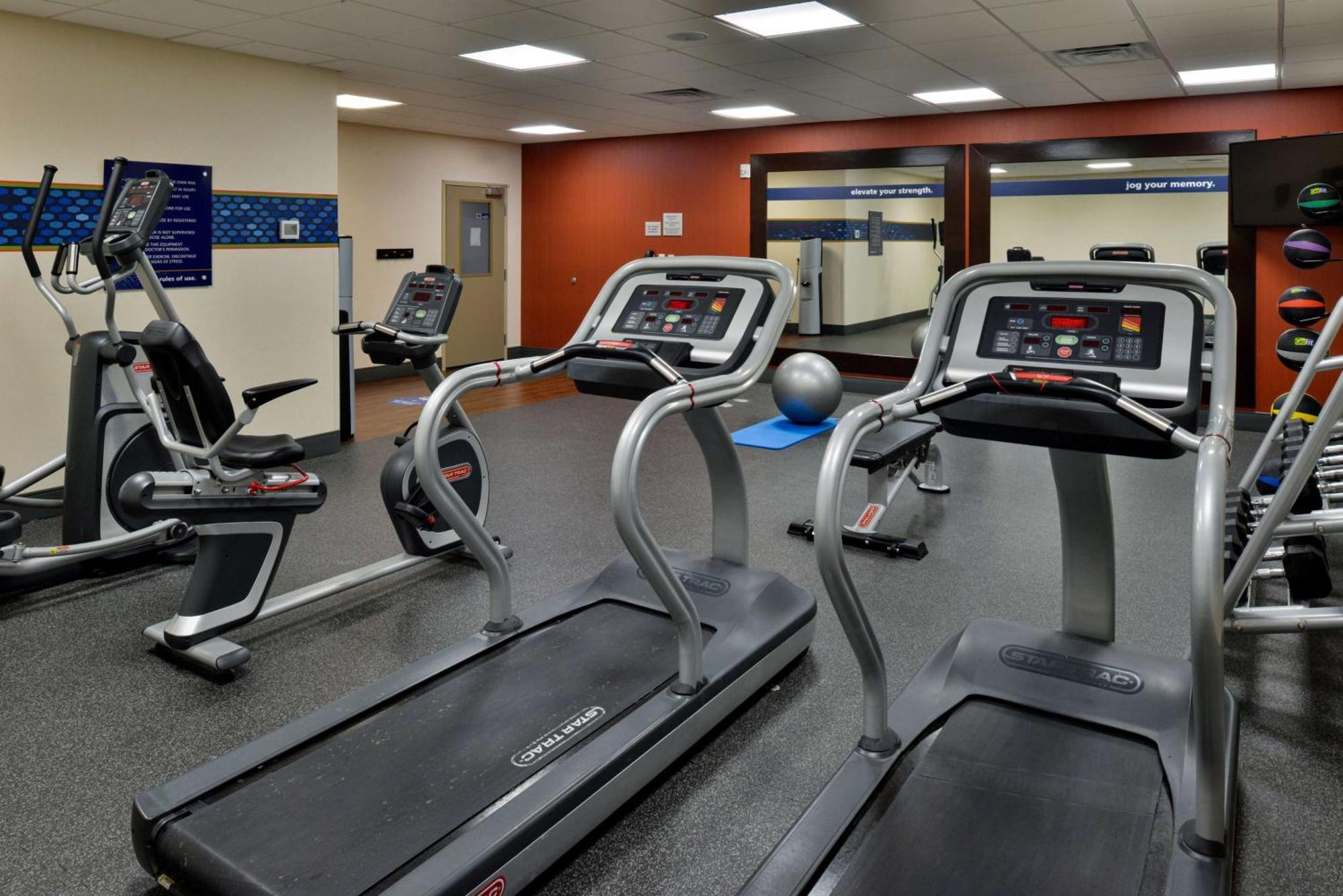 Hampton Inn And Suites Hutto Екстериор снимка
